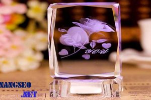 Dia-diem-khac-pha-le-thuy-tinh-3d-gia-re-tai-da-nang